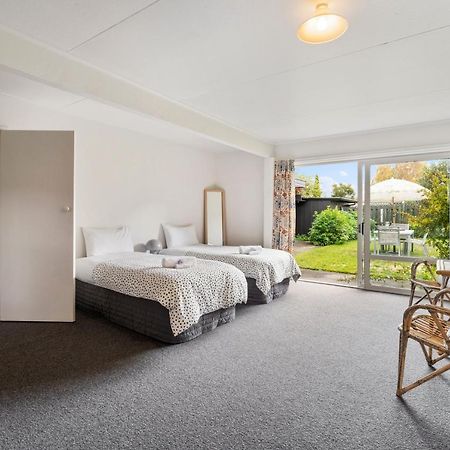 Villa Henry'S Bach à Lac Lac Taupo Extérieur photo